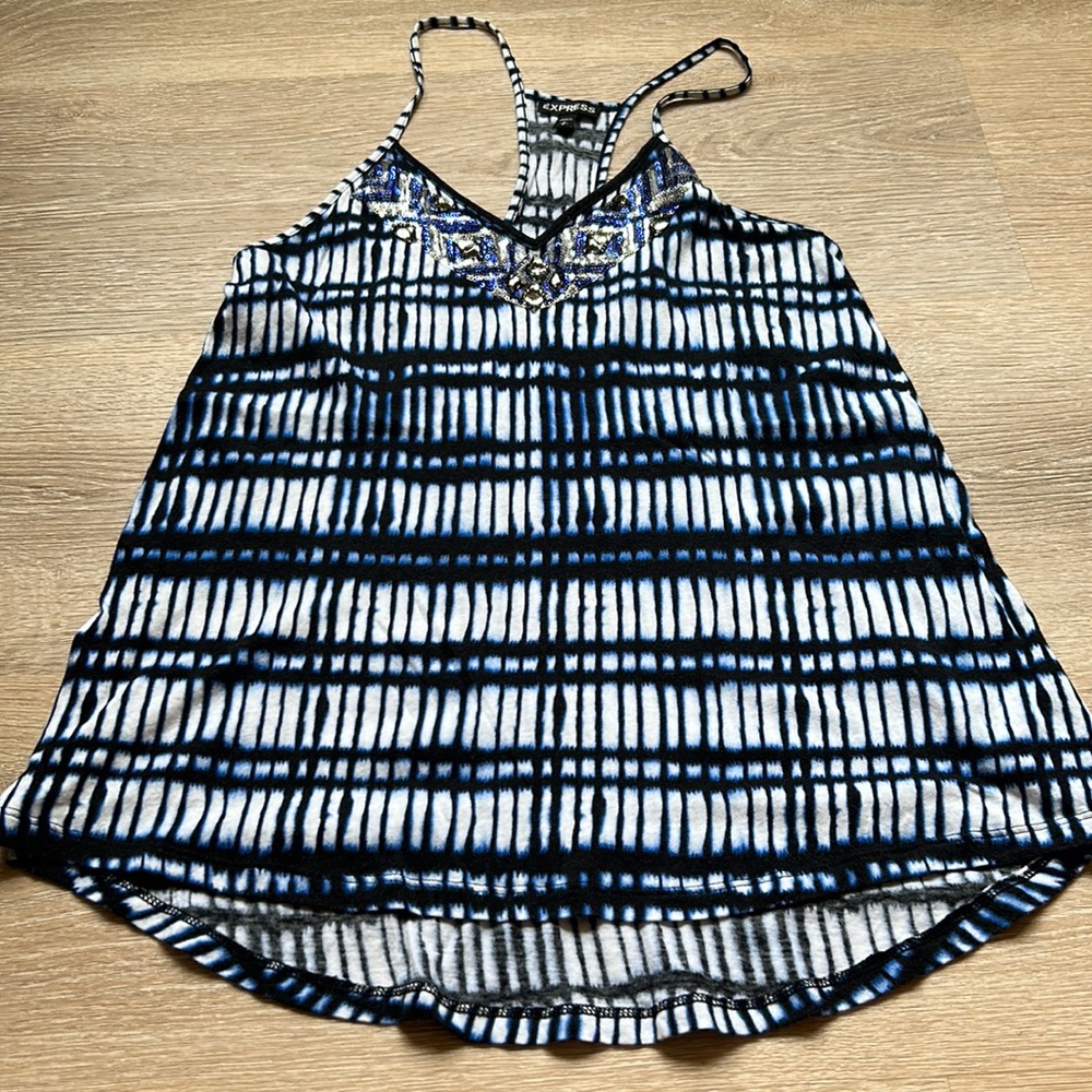 Women’s Express tank top
